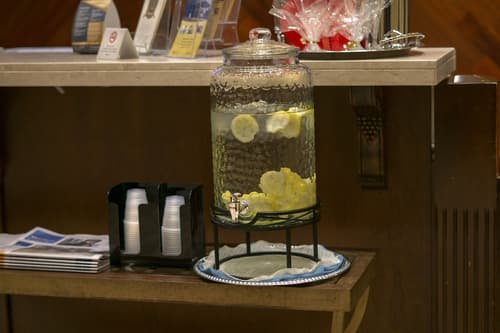 Hotel Brossard, an Ascend Collection Hotel