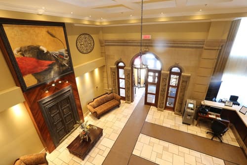 Hotel Brossard, an Ascend Collection Hotel