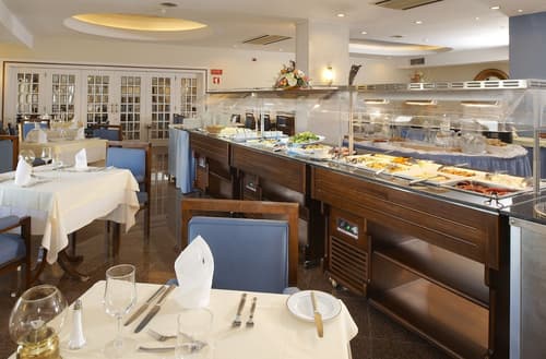 Hotel Apartamento Brisa Sol, Dining