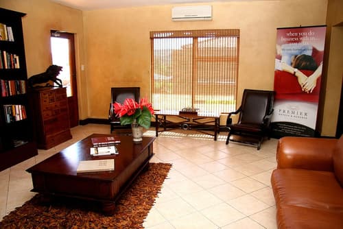 The Edwardian, Lobby sitting area