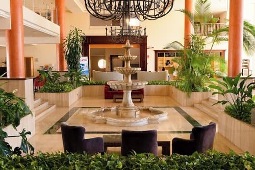 Grand Muthu Golf Plaza Hotel