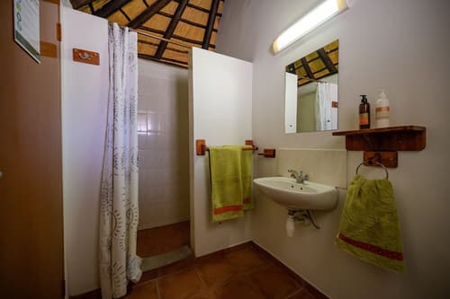 Canyon Village, Bathroom