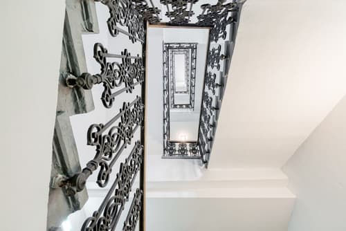 Hotel Europa, Interior entrance