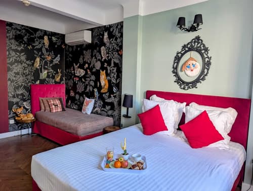 Hotel Mademoiselle, Room