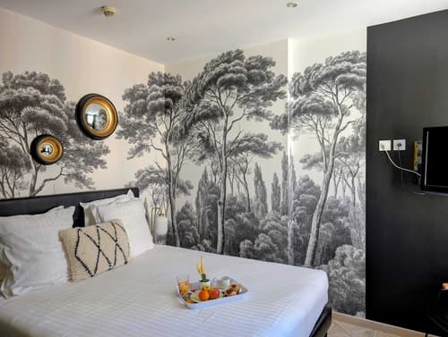 Hotel Mademoiselle, Room