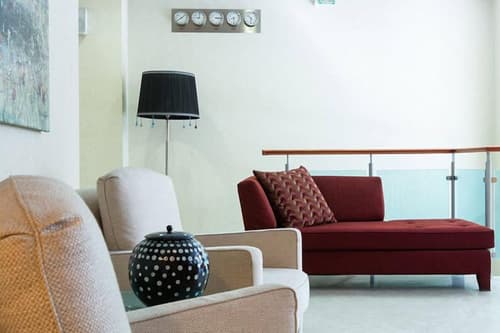 Olympic Star, Lobby sitting area