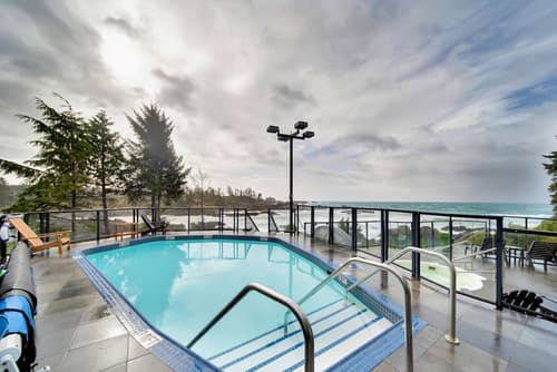 Black Rock Oceanfront Resort, Outdoor pool