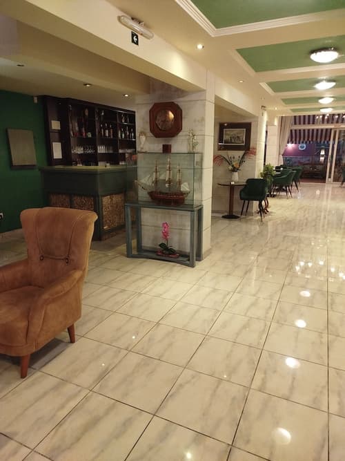 Ephira Hotel