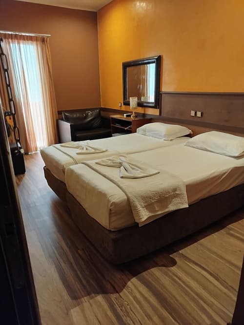 Ephira Hotel