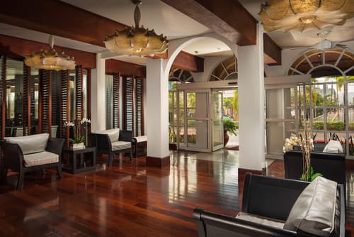 S Hotel Kingston, Lobby