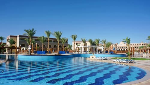 Sunrise Sentido Mamlouk Palace, Outdoor pool
