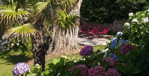 Hôtel Les Costans, The Originals Relais, Garden