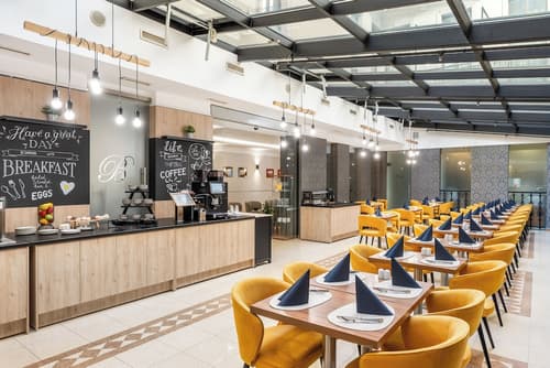 Hotel Bristol Budapest, Restaurant