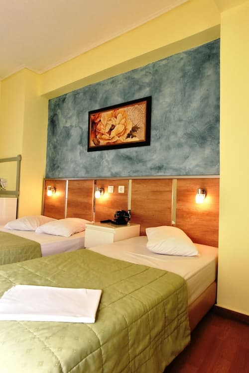 Hotel Socrates, Room