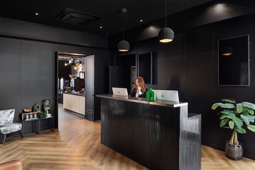 Campanile Caen Centre - Gare, Reception