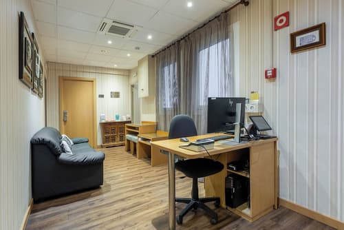 Hotel Lyon, Reception