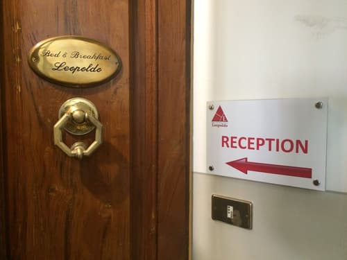 B&B Leopoldo, Interior entrance