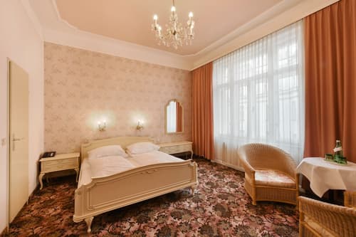 Hotel Pension Baronesse, Room