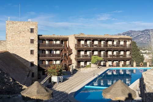 Parador de Tortosa, Primary image
