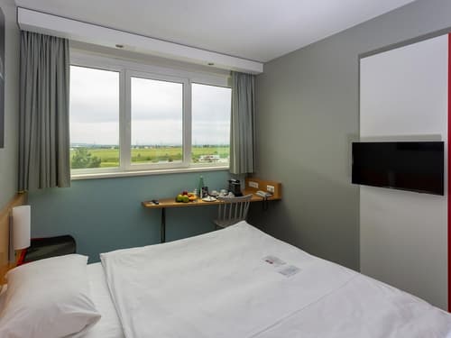 Hotel ibis Vienna Airport, Room