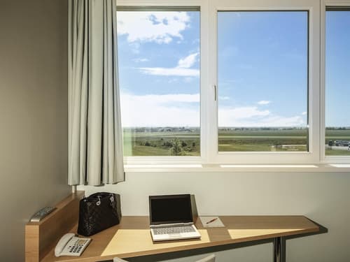 Hotel ibis Vienna Airport, Room