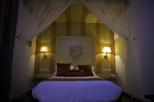 Hacienda Del Cardenal, Room