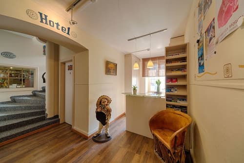 Hotel Blume, Reception