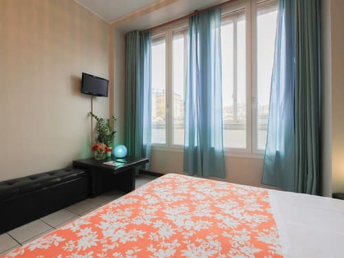 Residence House Aramis Down Town, 