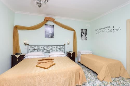 Hotel Bonadies, Room