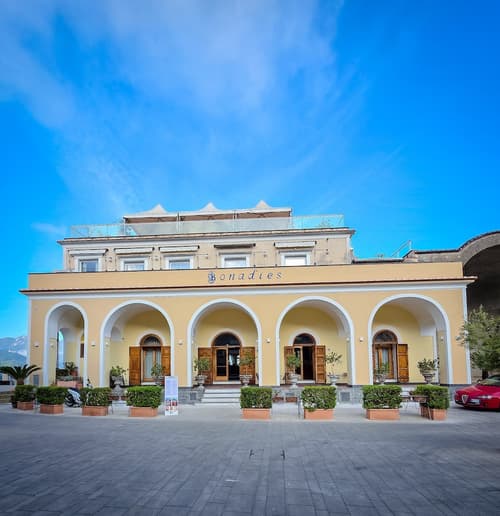 Hotel Bonadies, Primary image