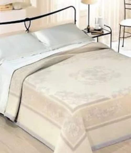 Hotel Paradiso, Room