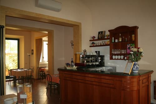 Eden, Breakfast area