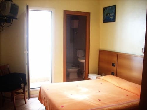 Hotel Casanova, Room