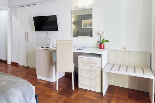 Hôtel Alexandra, Room