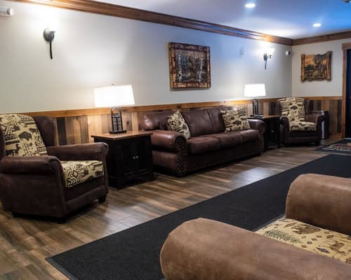 Sawtelle Mountain Resort, Lobby sitting area