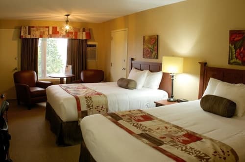 Silver Dart Lodge, Room