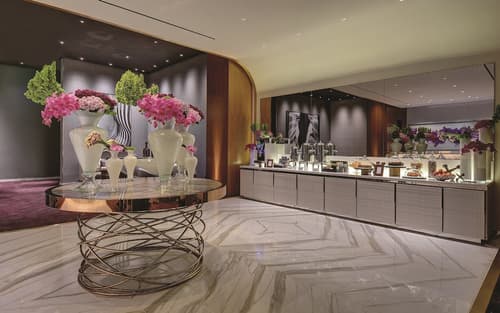 ARIA Resort & Casino, Lobby