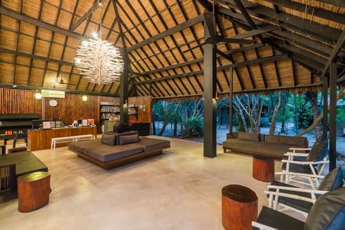 The Sevenseas Resort, Interior entrance