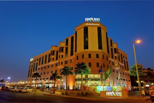 Park Inn by Radisson Al Khobar, Property entrance