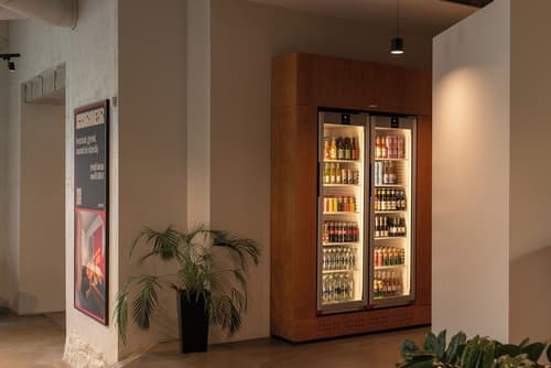 Corner Hotel, Reception