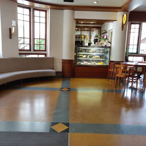 Grand Hotel, Restaurant