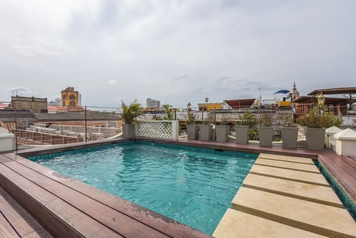 Ananda Hotel Boutique, Pool