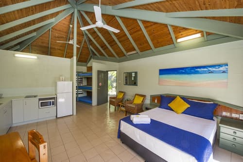 Island Leisure Resort, Room