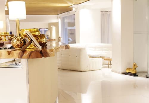 W&P Santo Domingo, Check-in/check-out kiosk