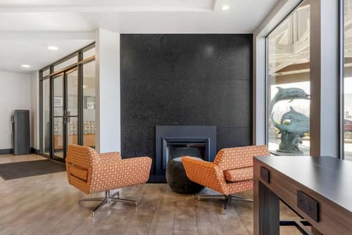 Edgewater Inn and Suites, an Ascend Collection Hotel, Lobby