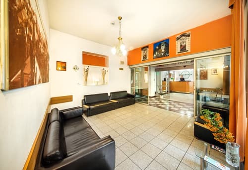 Hotel Golden City Garni