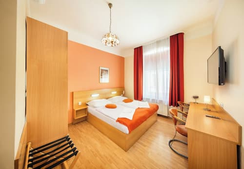 Hotel Golden City Garni