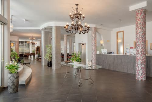 The Pelican Beach Resort & SPA - Adults Only, Lobby