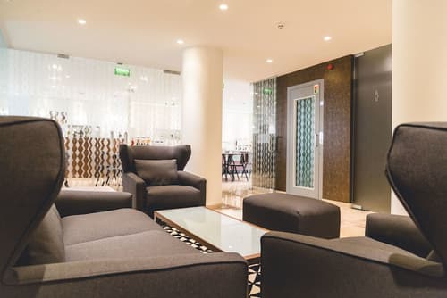 Aveiro Center Hotel, Interior entrance