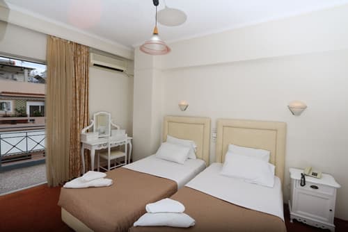 Athens Delta Hotel, Room